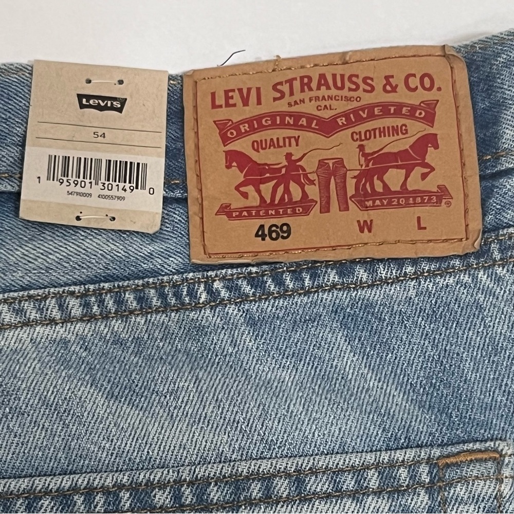 Levis‎ 469 Loose Stretch Denim Wash Shorts - Picture 4 of 9